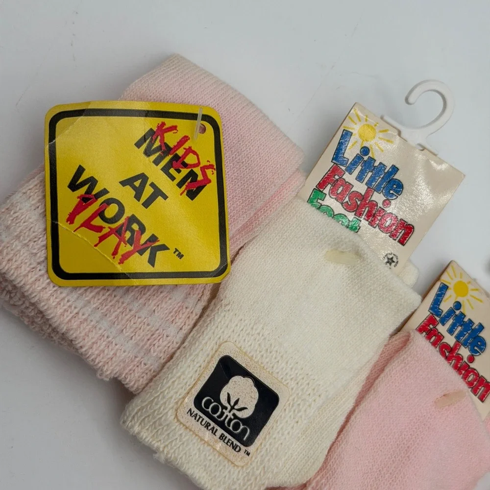Vintage Little Fashion Kids Socks 4 Pairs Pink Cream Cotton Blend New 1118A